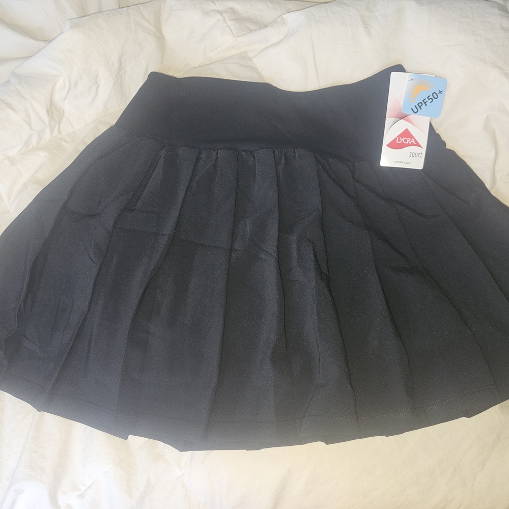 Lycra Pleated Sport Skirt Black with Built in Shorts with a Pockets Sz 6